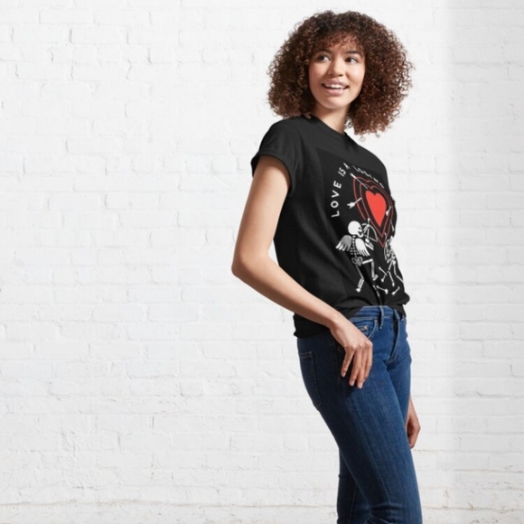 💋 LOVE IS A LOSING GAME 💋 - Black Graphic Unisex T-Shirt by WICKED CLOTHES - Picture 4 of 8